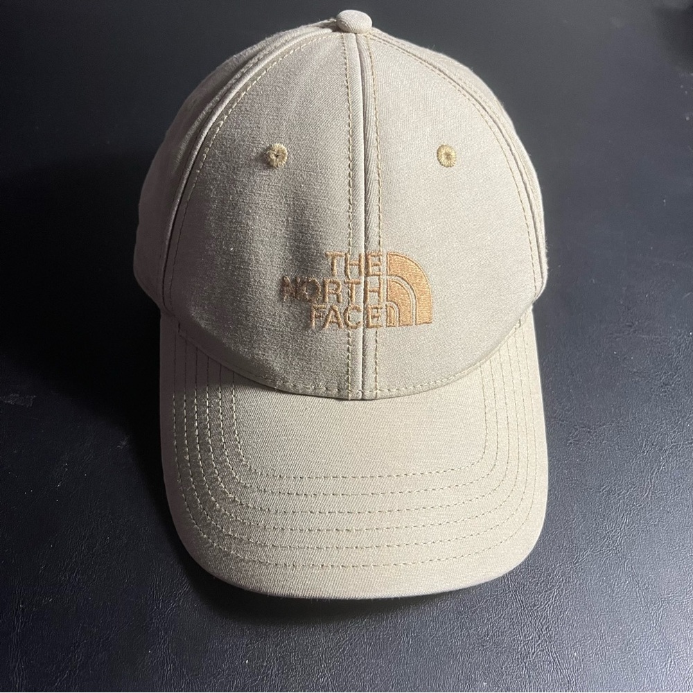 The North Face Beige Adjustable Buckle Baseball Cap Men's Size One Size